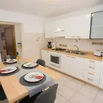 Sanda Apartment