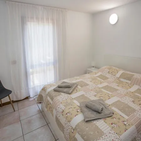Apartman Sanda