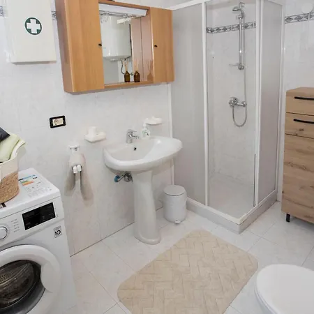 Apartman Sanda *