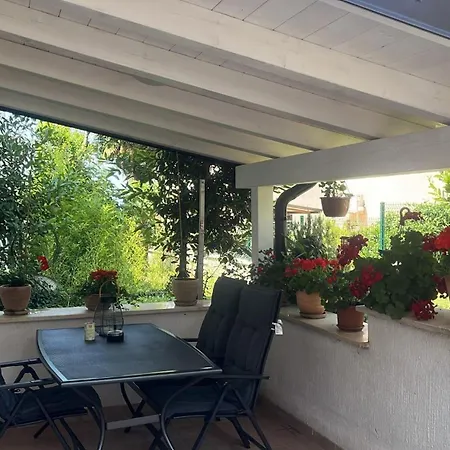 Sanda Apartman